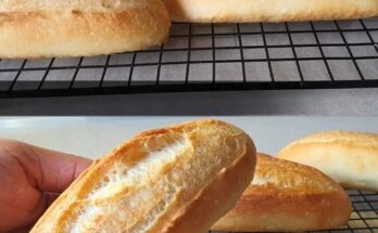 Crispy Mini Baguettes Recipe