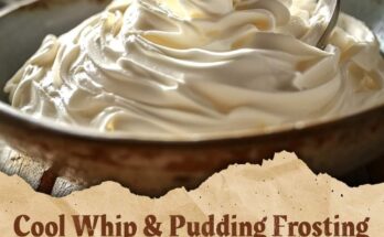 🎂 Cool Whip and Pudding Frosting – Light, Fluffy, and Delicious! 🍰