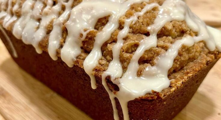 🎃Glazed Pumpkin Bread with Crumb Topping🎃