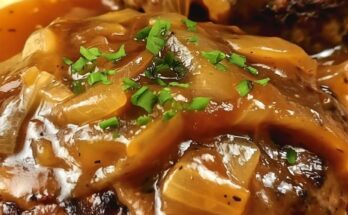 Hamburger Steaks with Onion Gravy 🍲